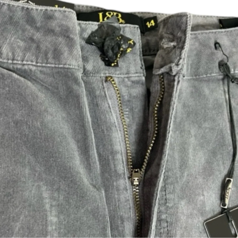 Lucky & Blessed Carson Grey Corduroy Flare Plus Size Jeans NEW Sizes: 16, 18, 20 - Picture 5 of 8